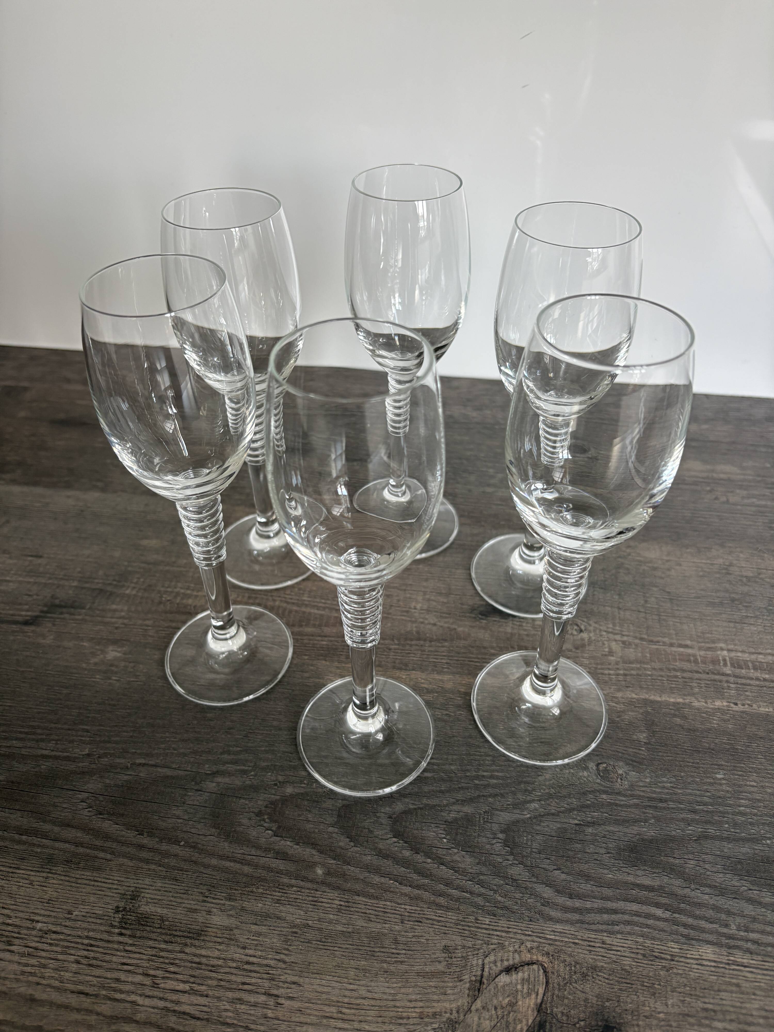 6 Vintage Ribbed Stem Crystal Glasses