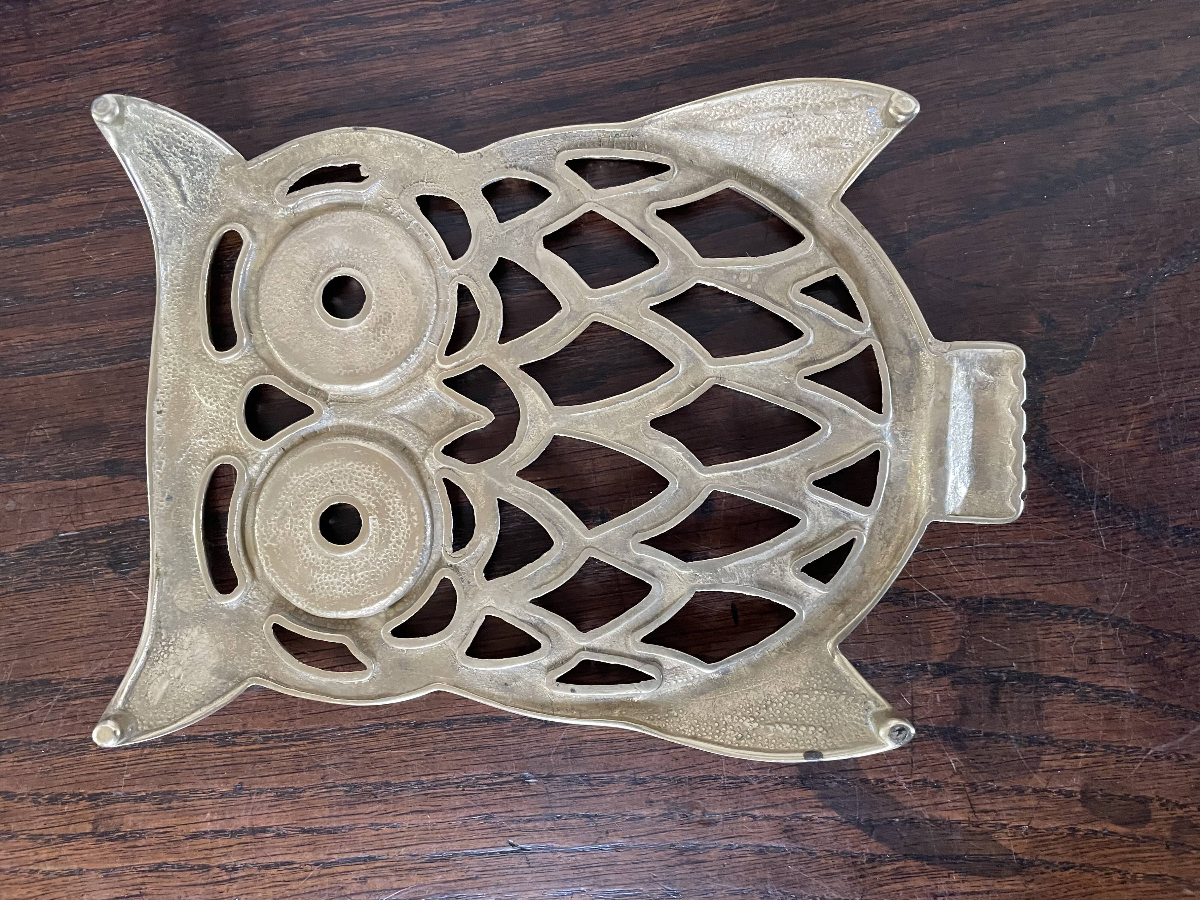 Owl trivet in golden brass