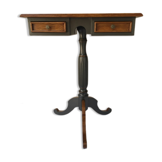 Pedestal table with drawers