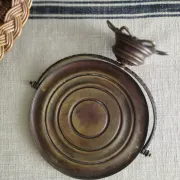 Small tabletop psyché mirror in brass