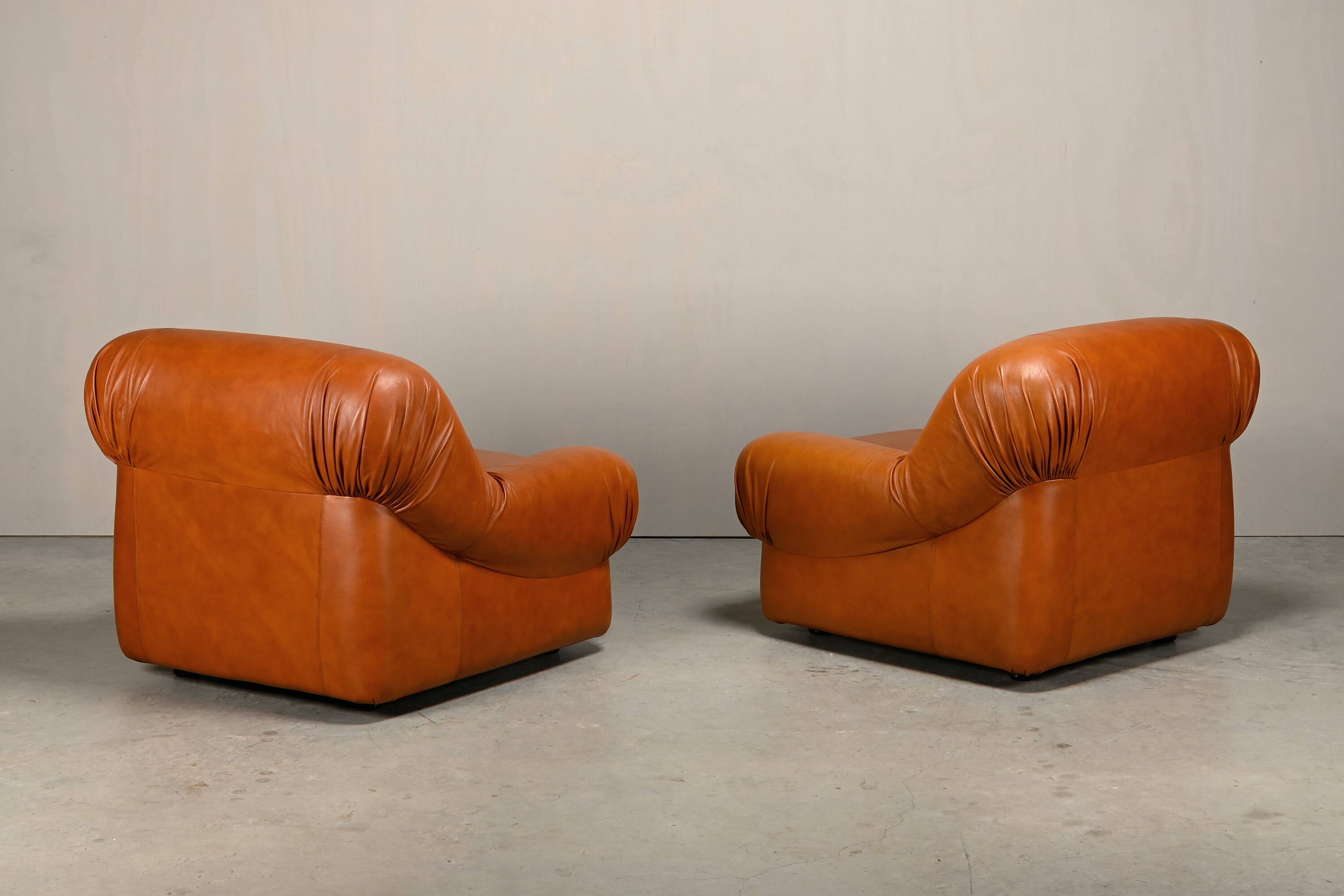 Rino Maturi Depositato Lounge Chairs in cognac leather for Mimo Padova