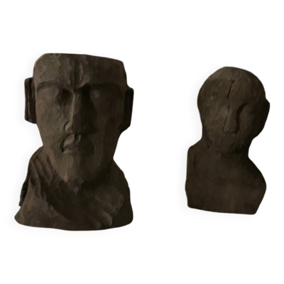 Paire de têtes primitive en bois sculpté art populaire rustique