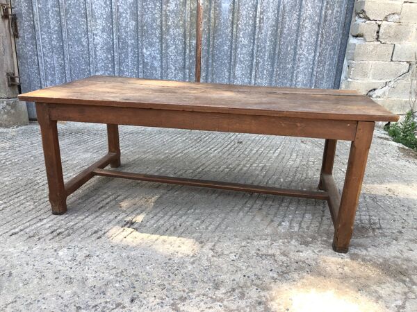 Table de ferme ancienne en chêne à barre à chat et 1 tiroirs.