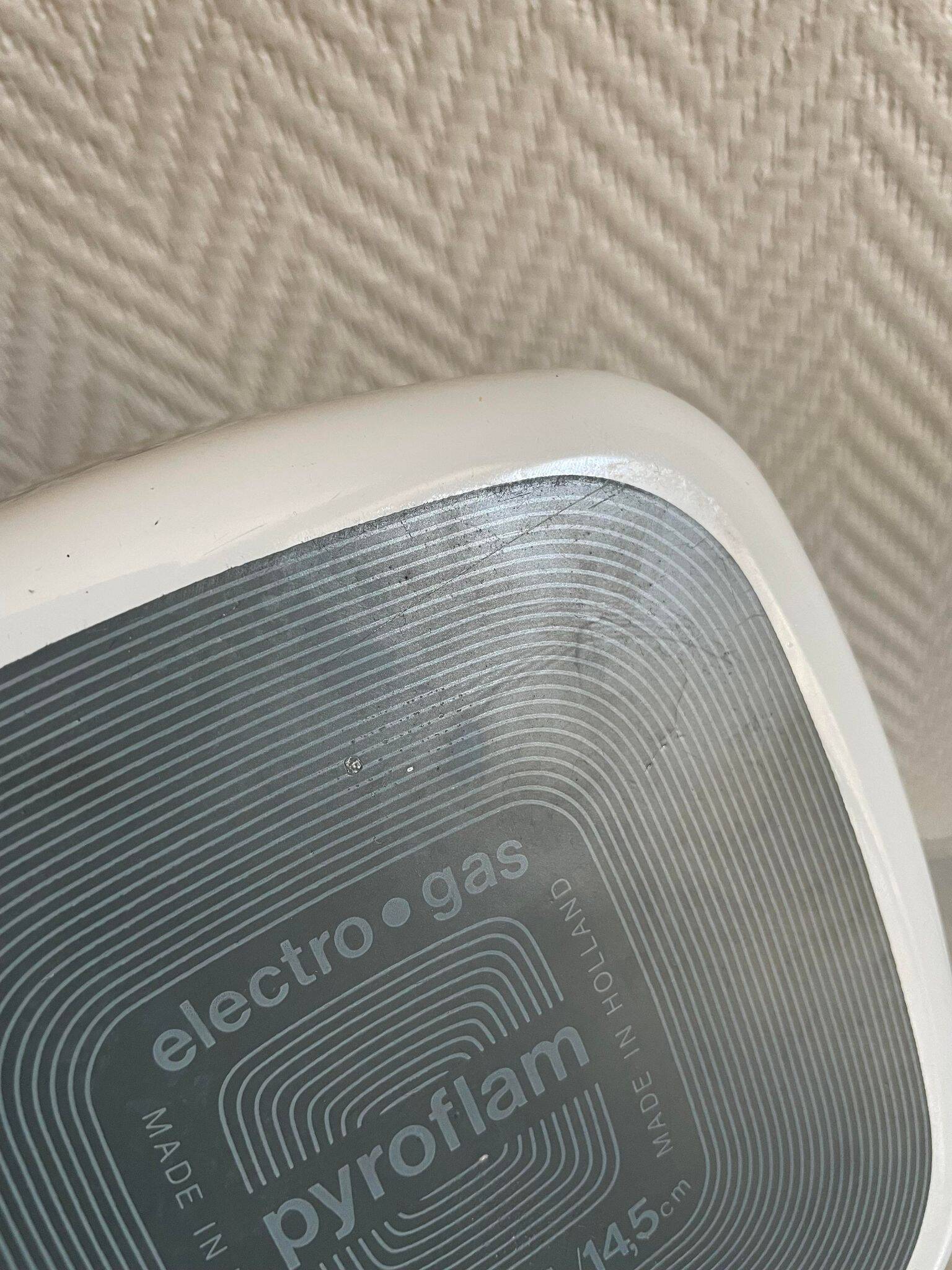 Corning Seventies Square Dish