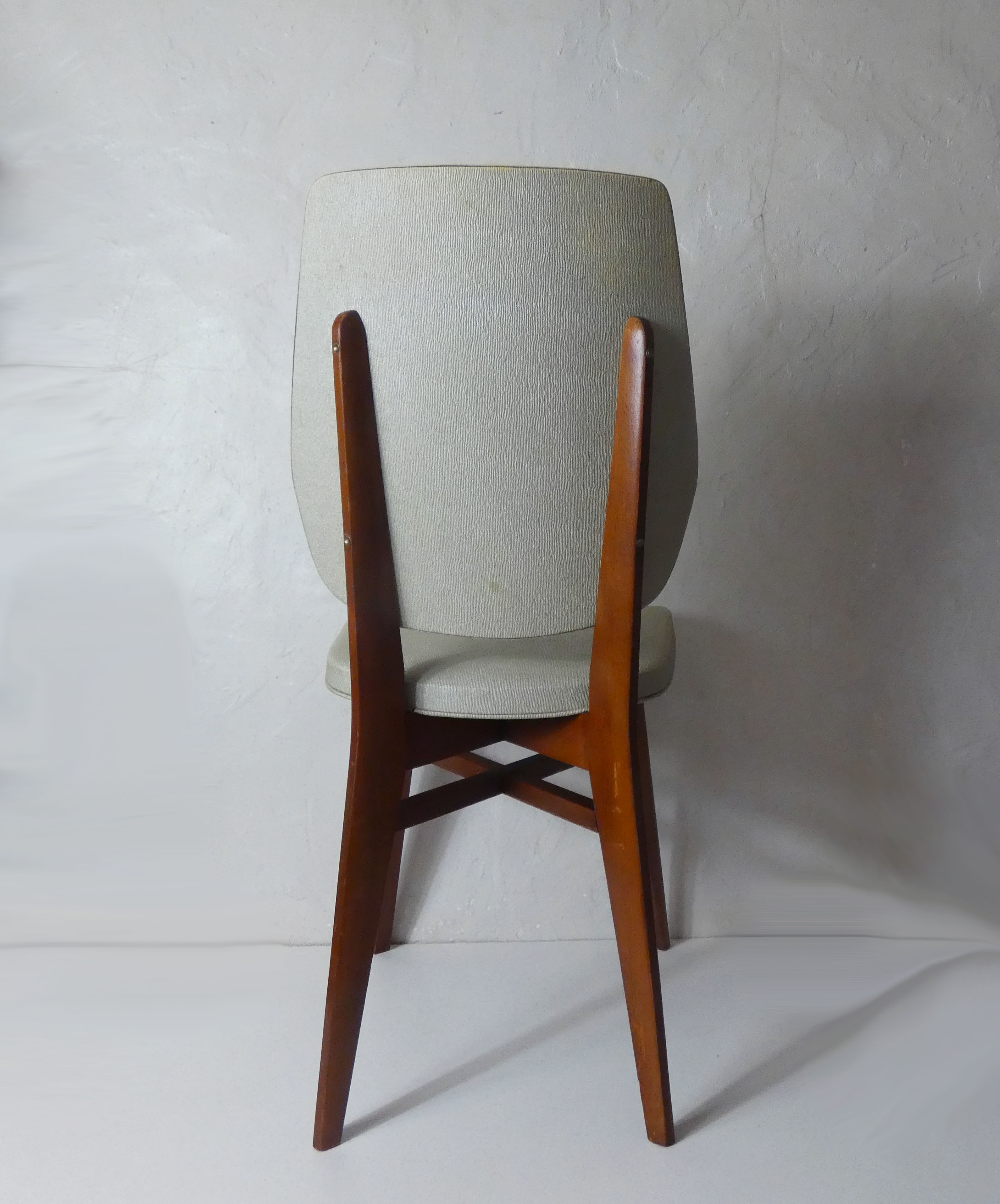 Vintage office chair with compass legs