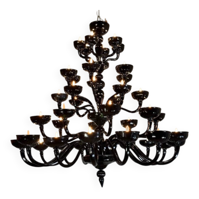 Lustre vénitien en verre de Murano noir, 28 feux de lumière, fin du XXème siècle