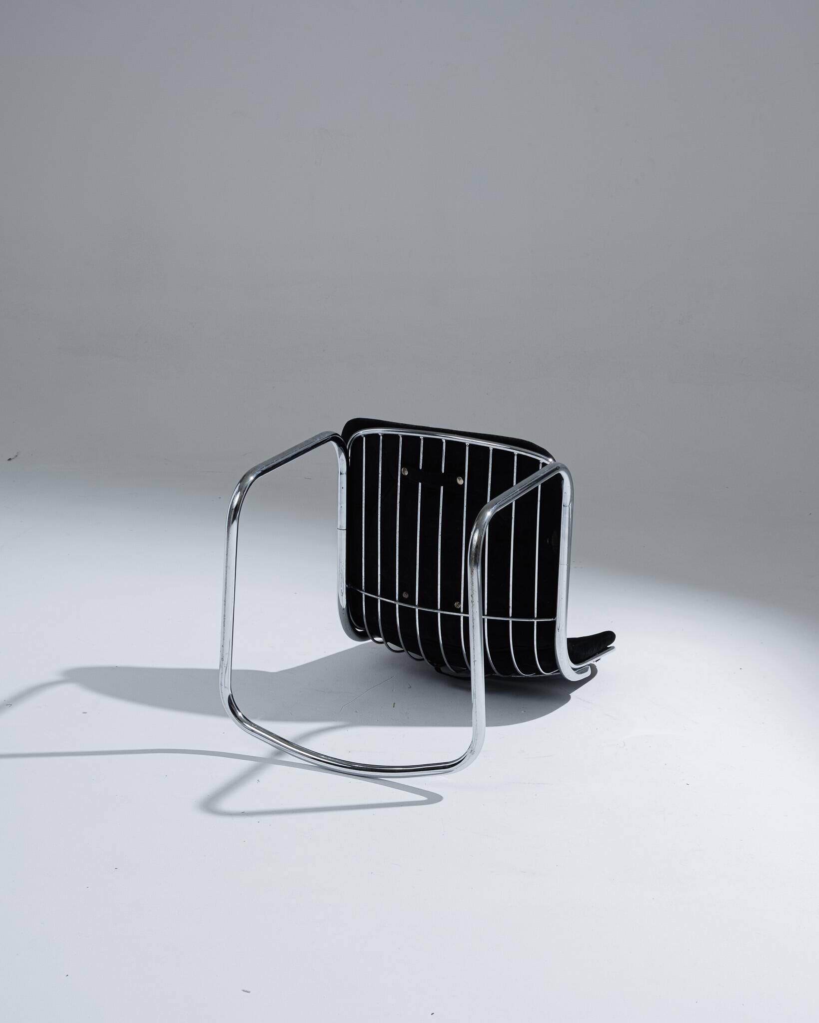 Chaise en velours noir, Gastone Rinaldi, 1970s