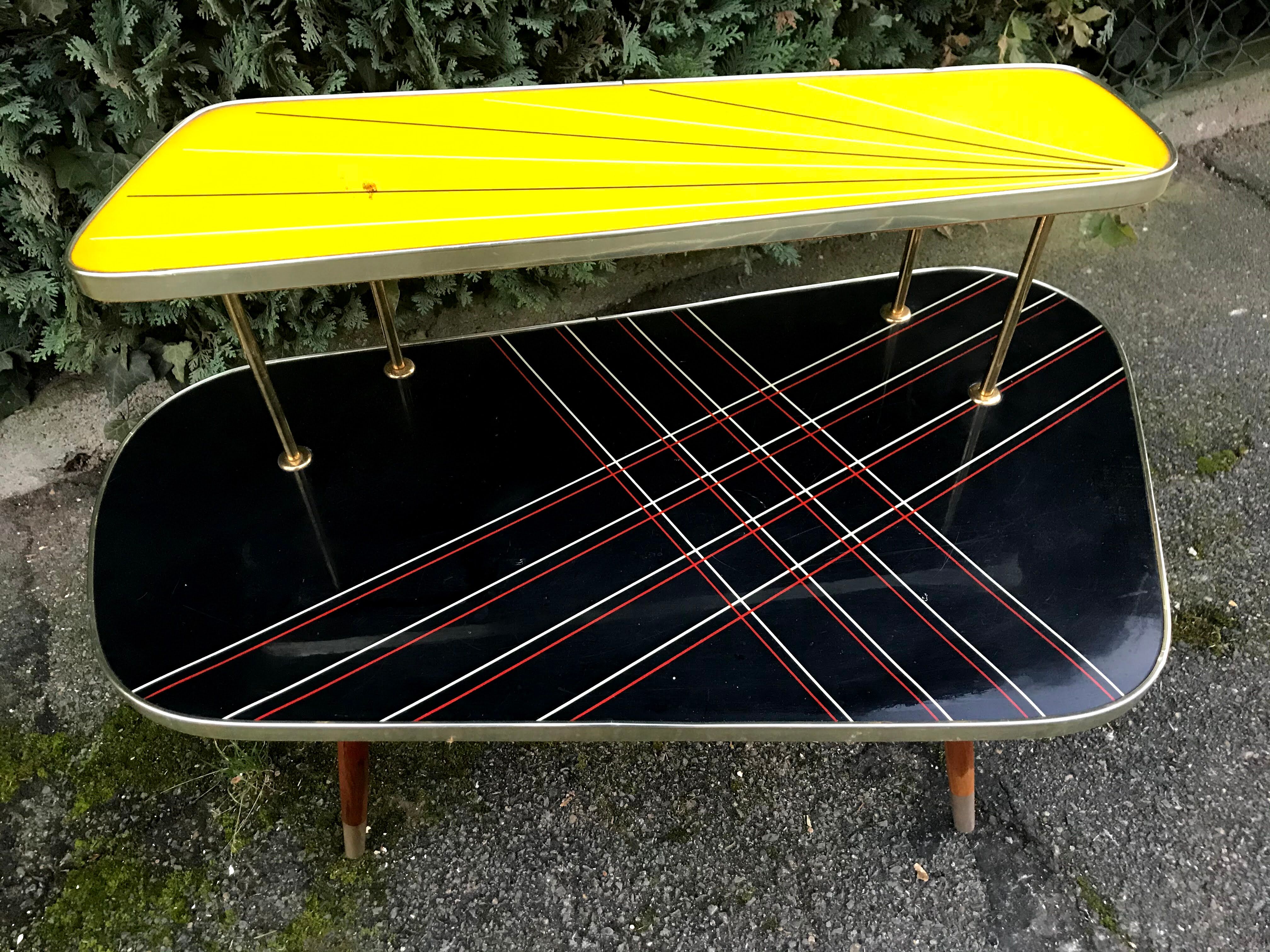 Vintage 60's plant holder formica