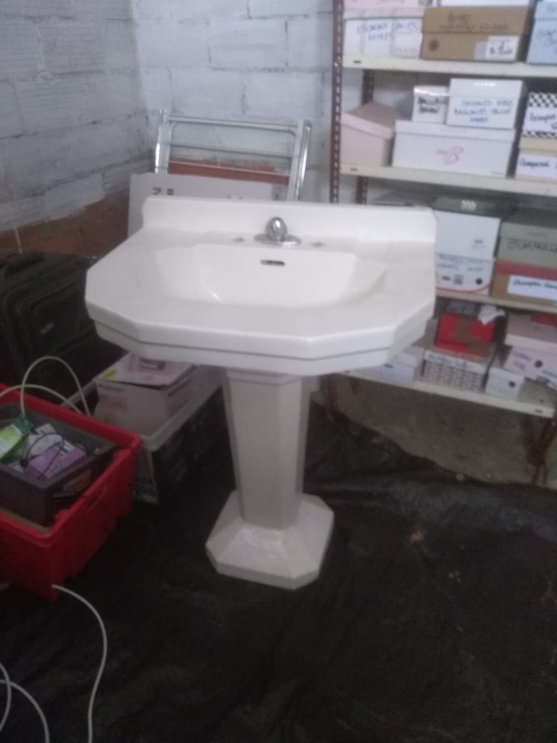 Lavabo salle de bain vintage