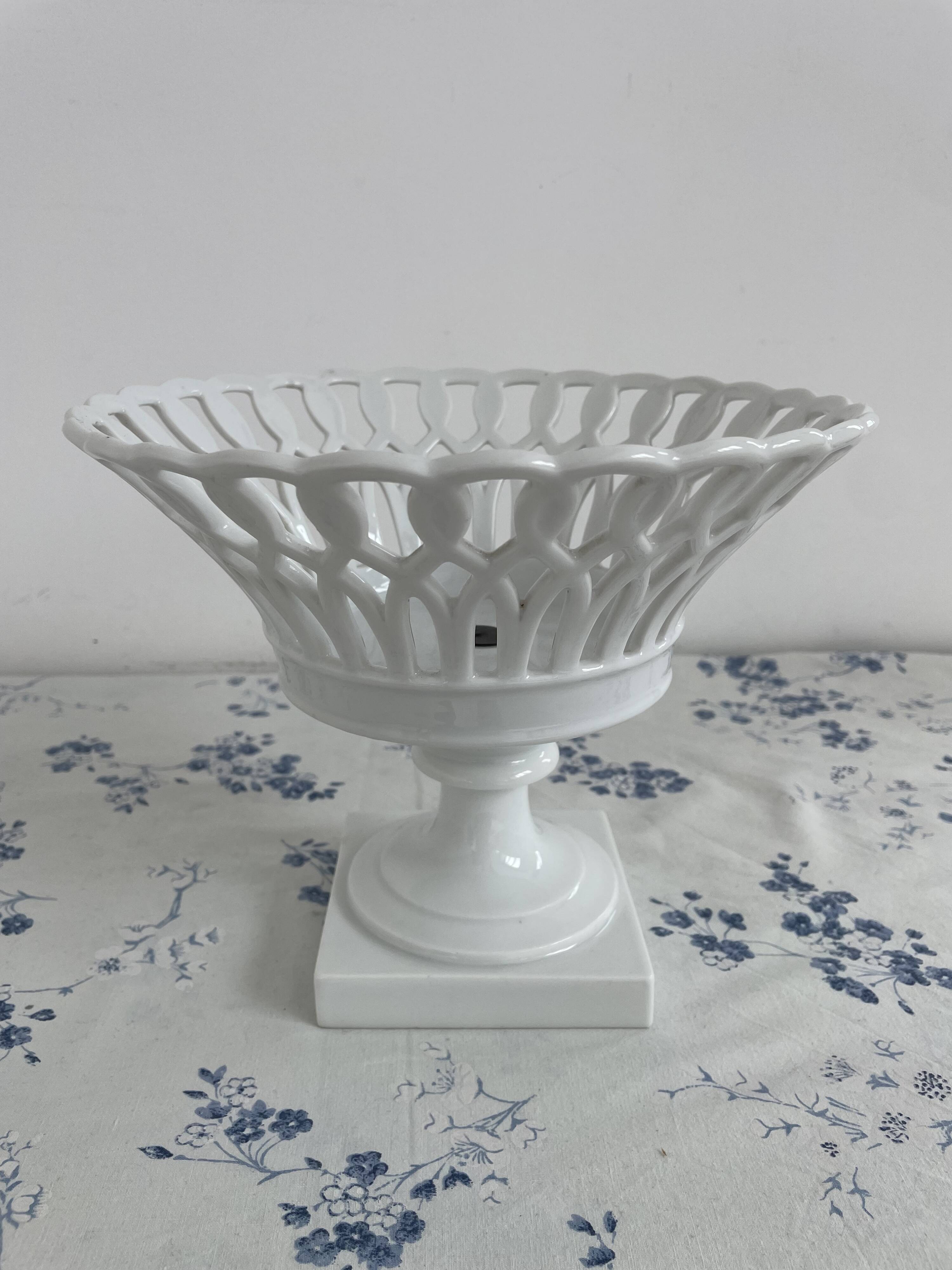 Navette Cup, footed cup, late 19th century, Empire Style, Porcelain