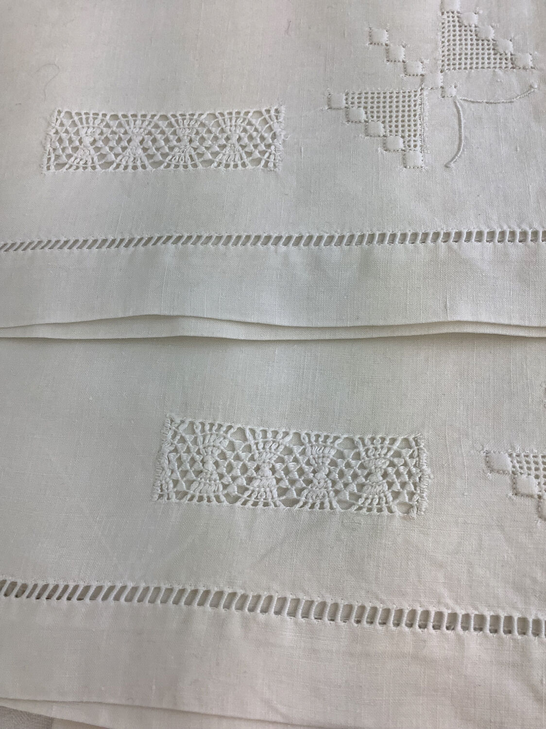 6 Antique embroidered napkins