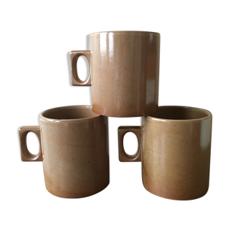 Lot of three cups or mugs stoneware of great fire of Brenne, France