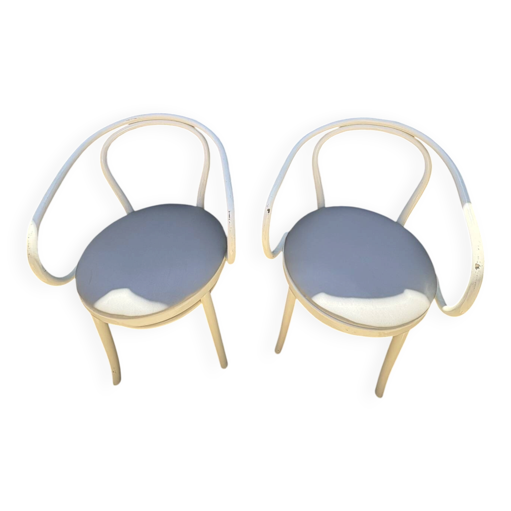 Thonet chairs "the curvaceous one"