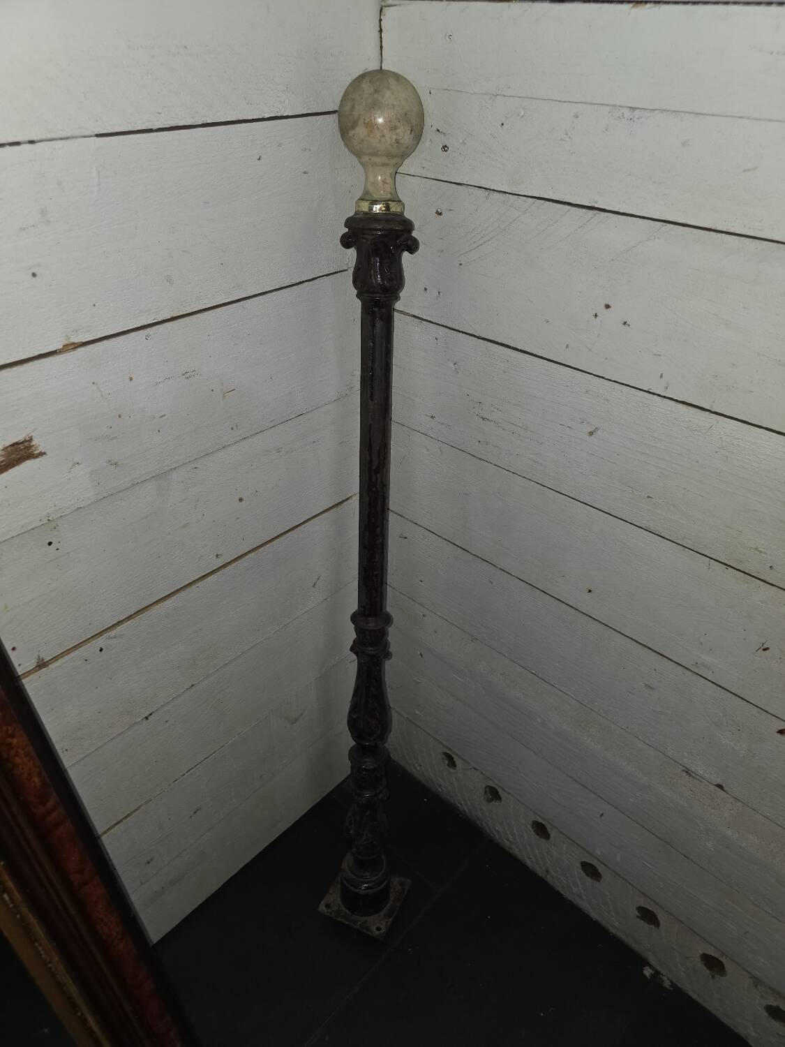 19th-century cast iron staircase landing