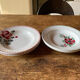 Mismatched plates l'Amandinoise