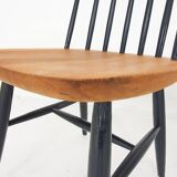 Set of four spindle back chairs, The Netherlands 1960's