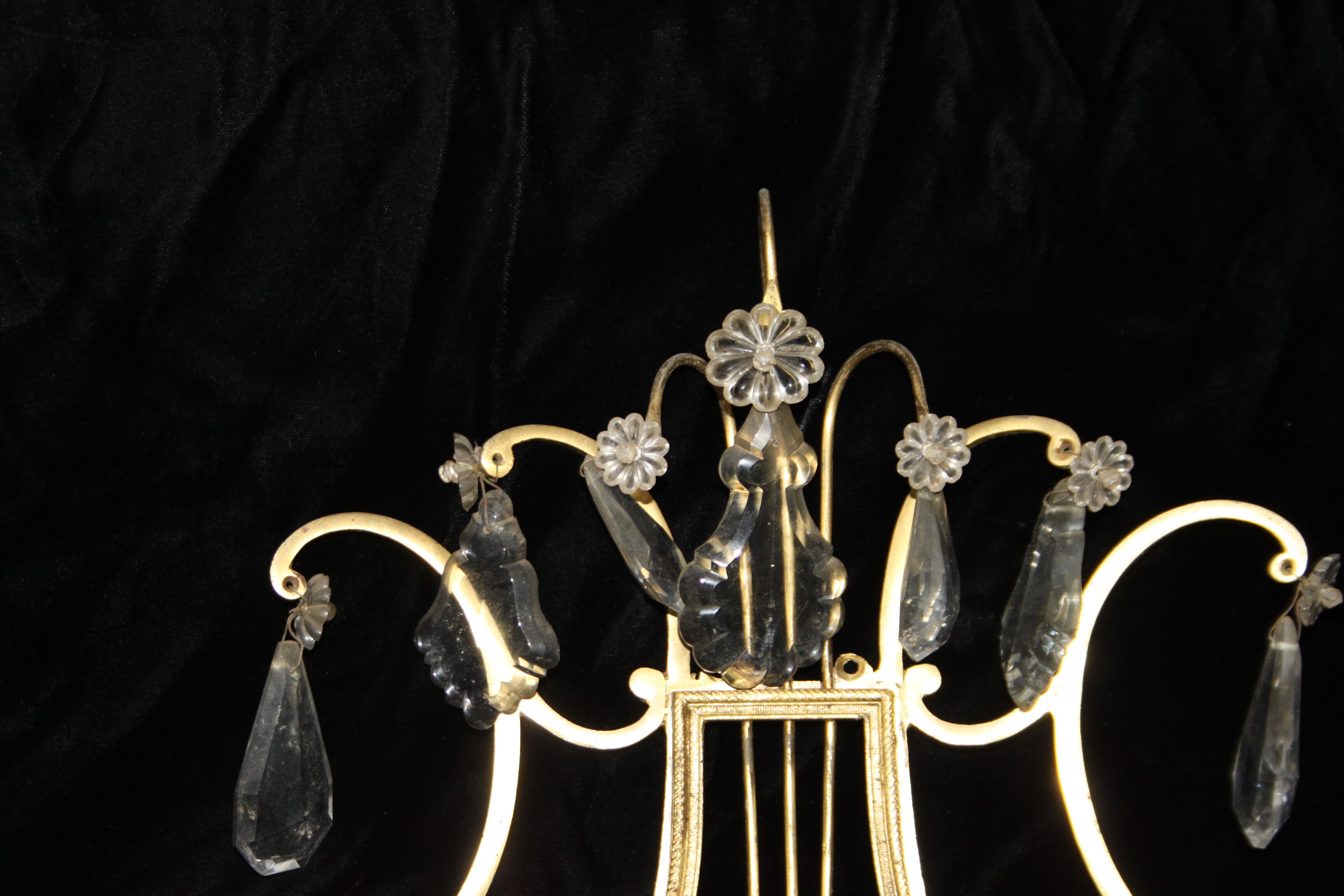 Wall lamp in gilded bronze