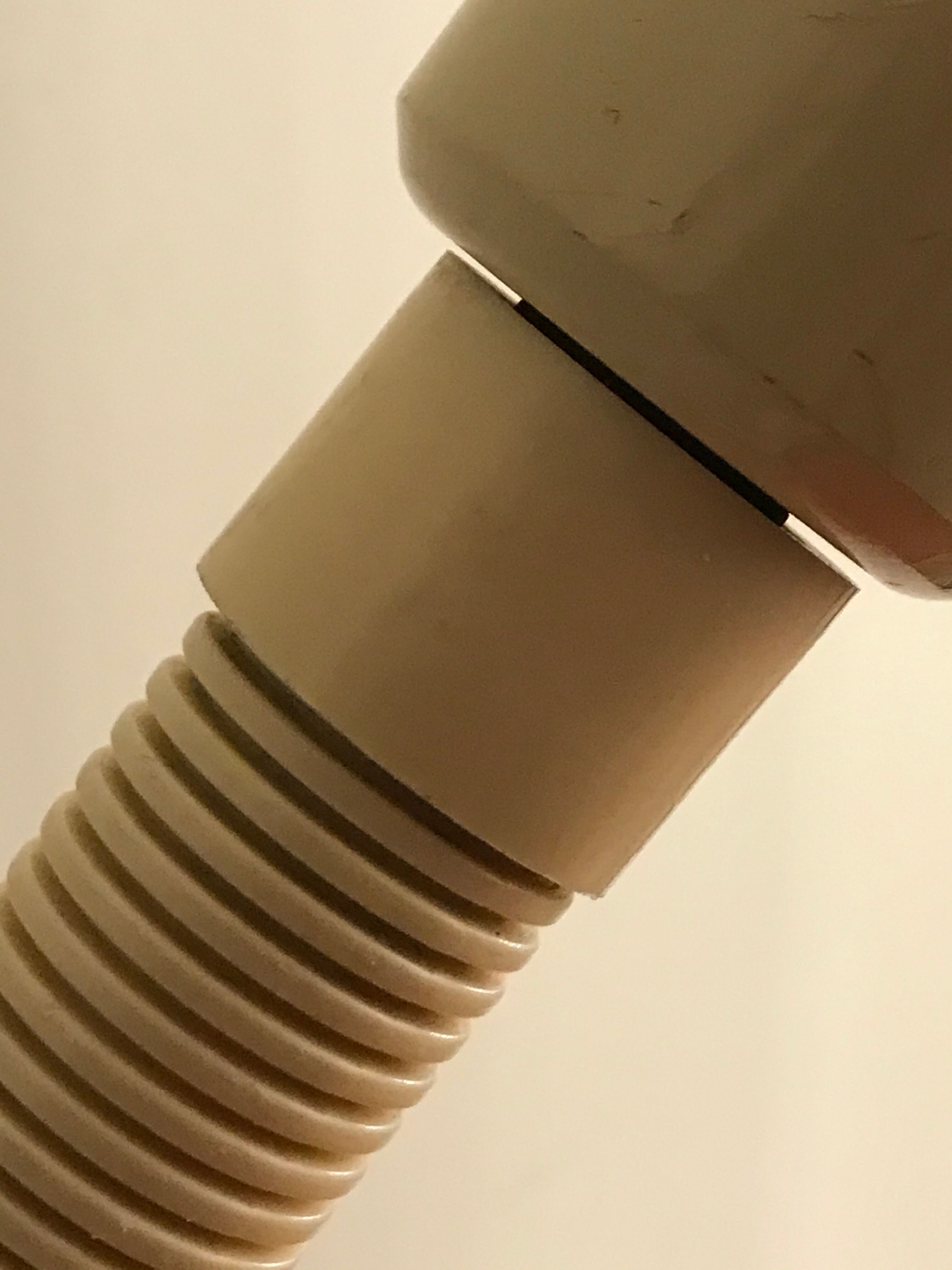 Hebi cream Snake lamp Isao Hosoe for Valenti 1970