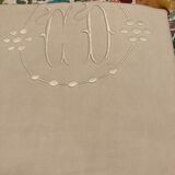 2 white métis sheets