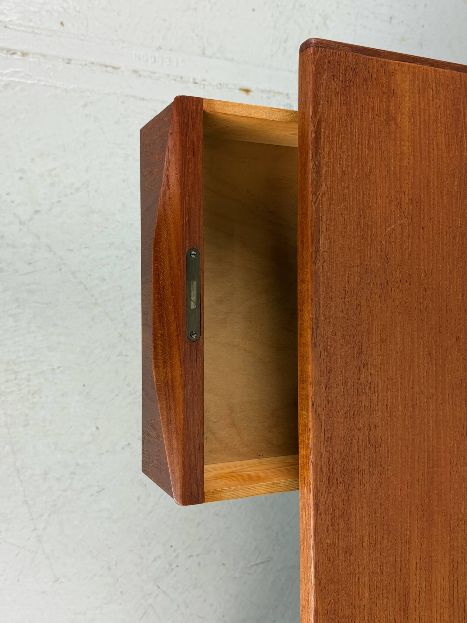Scandinavian modern teak desk with backside book shelving, 1960, Denmark
