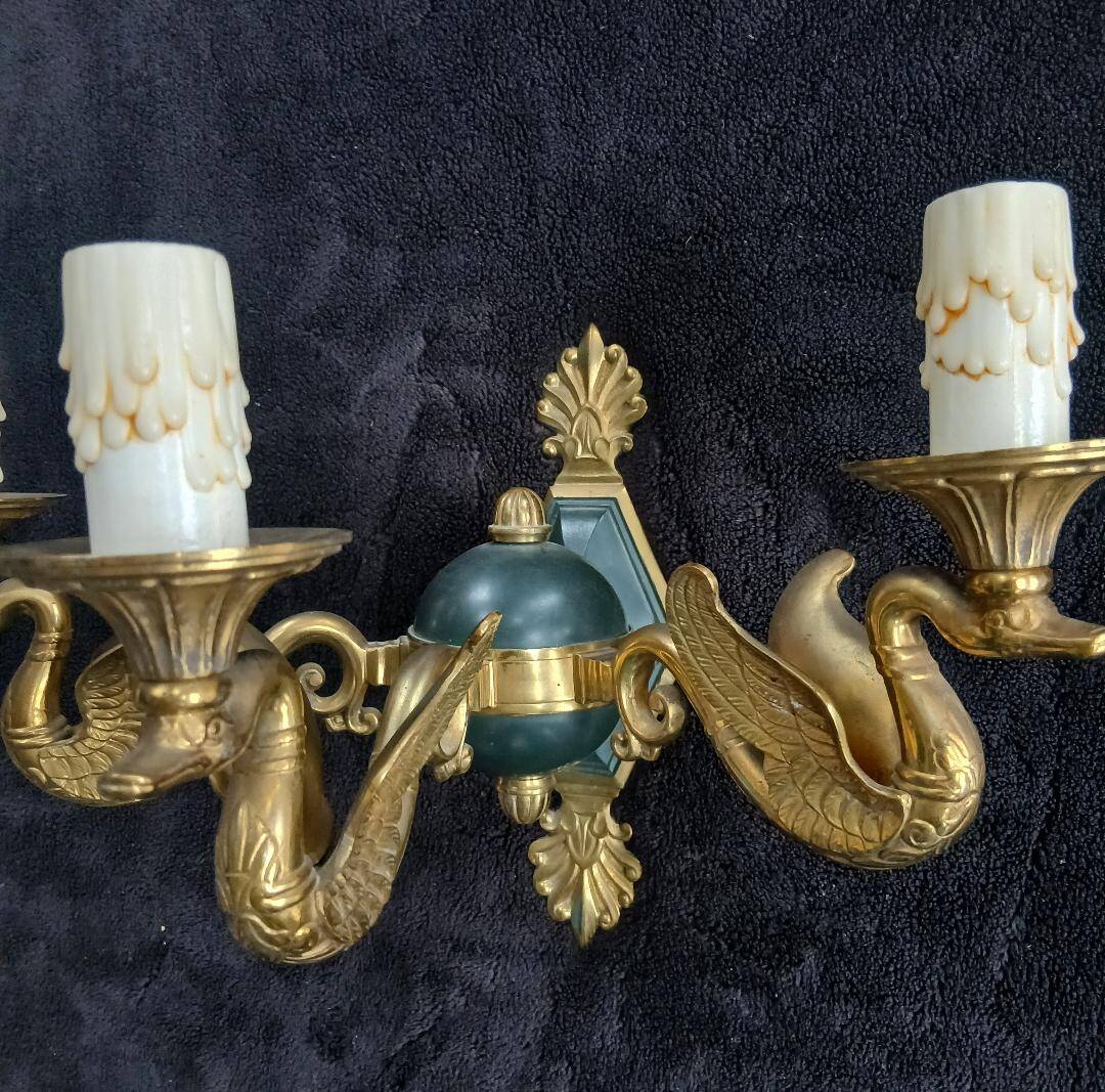 Rare wall sconce in bronze, Empire style, swan.