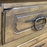 Commode d'époque Louis XV XVIIIème en noyer plateau peint en gris patiné