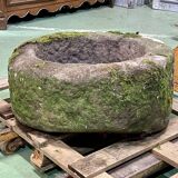 19th century granite trough in round shape - Ref J1-45
