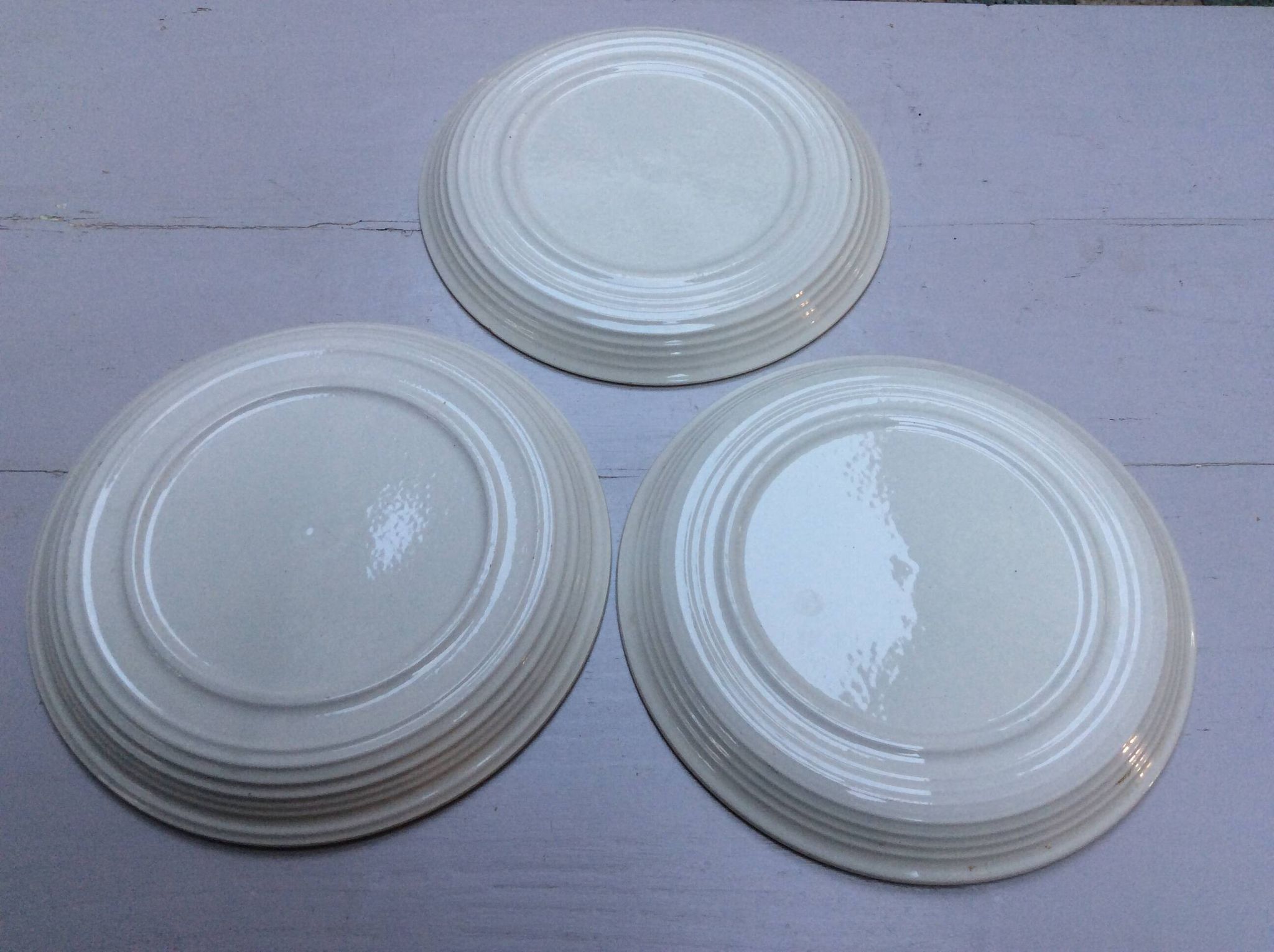 3 dinner plates