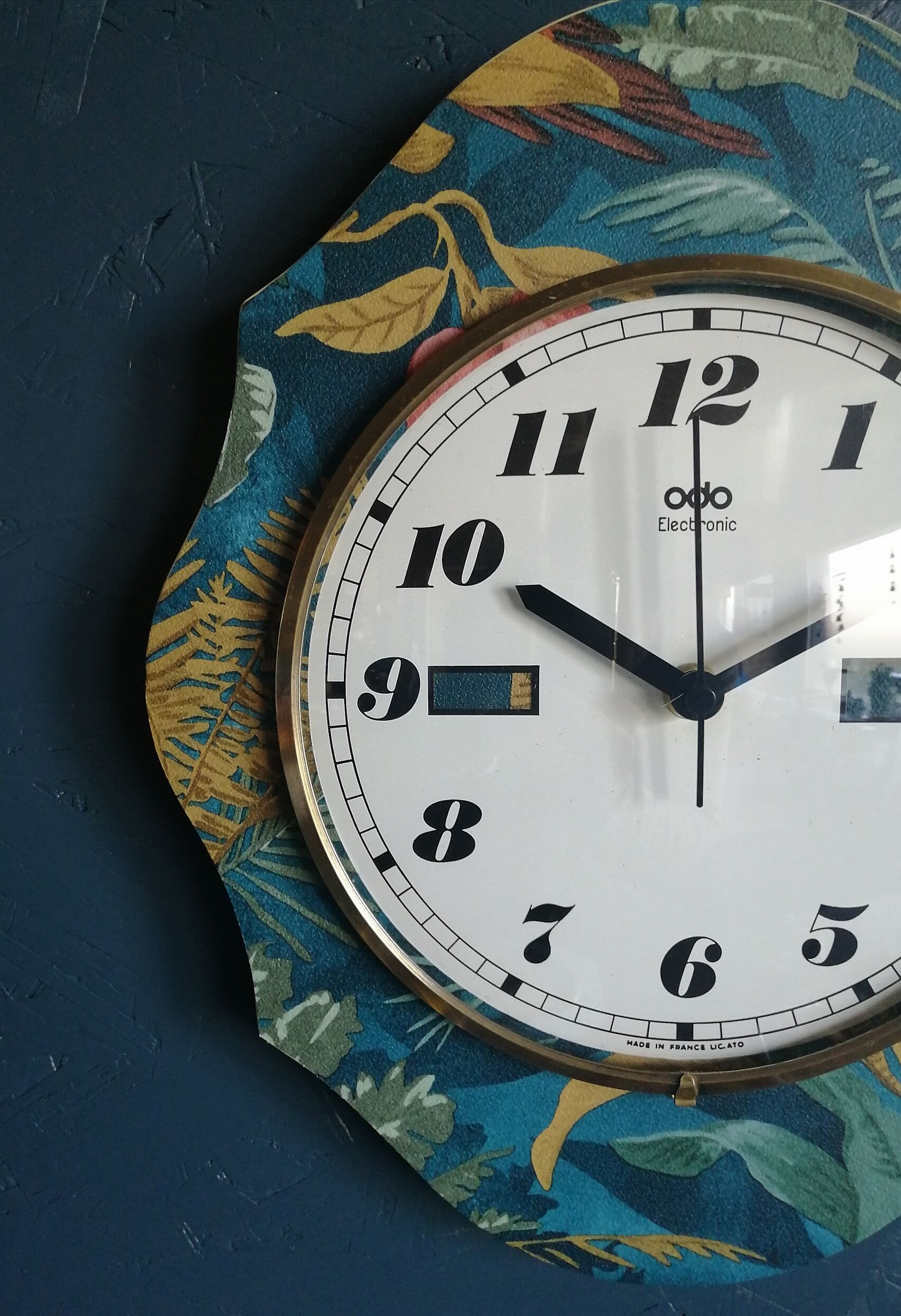 Vintage clock, "Odo" wall clock