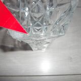 Small white crystal vase (Height 13 cm)