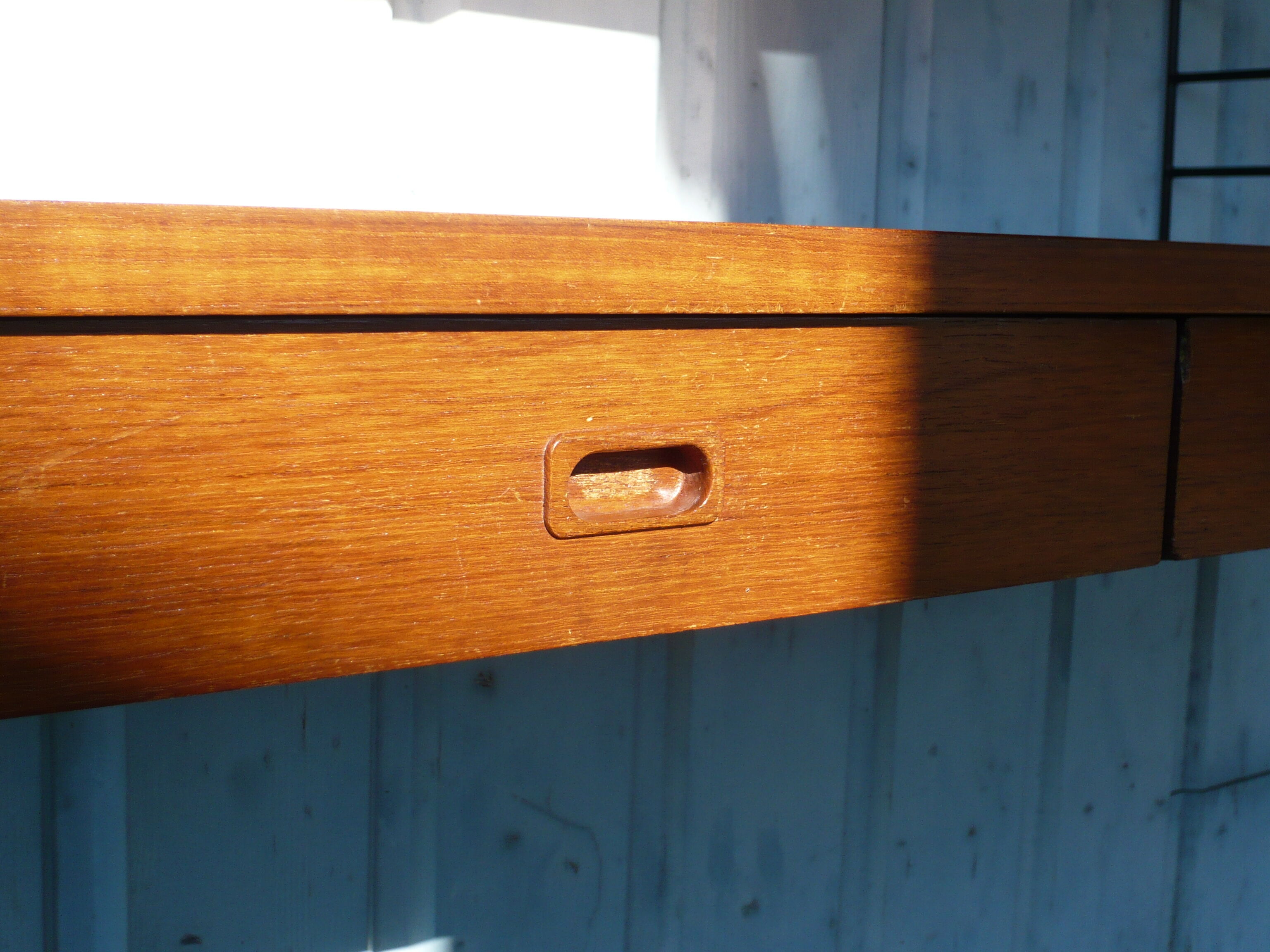 Scandinavian tomado string