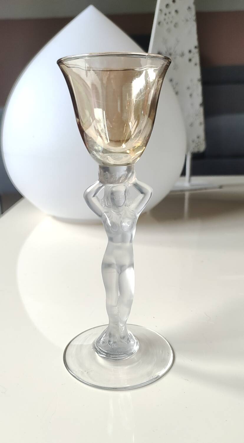 Set of 3 iridescent glasses/Caryatids/Venus base. Royal Bayel Crystal.