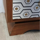 Dresser to the 1940s