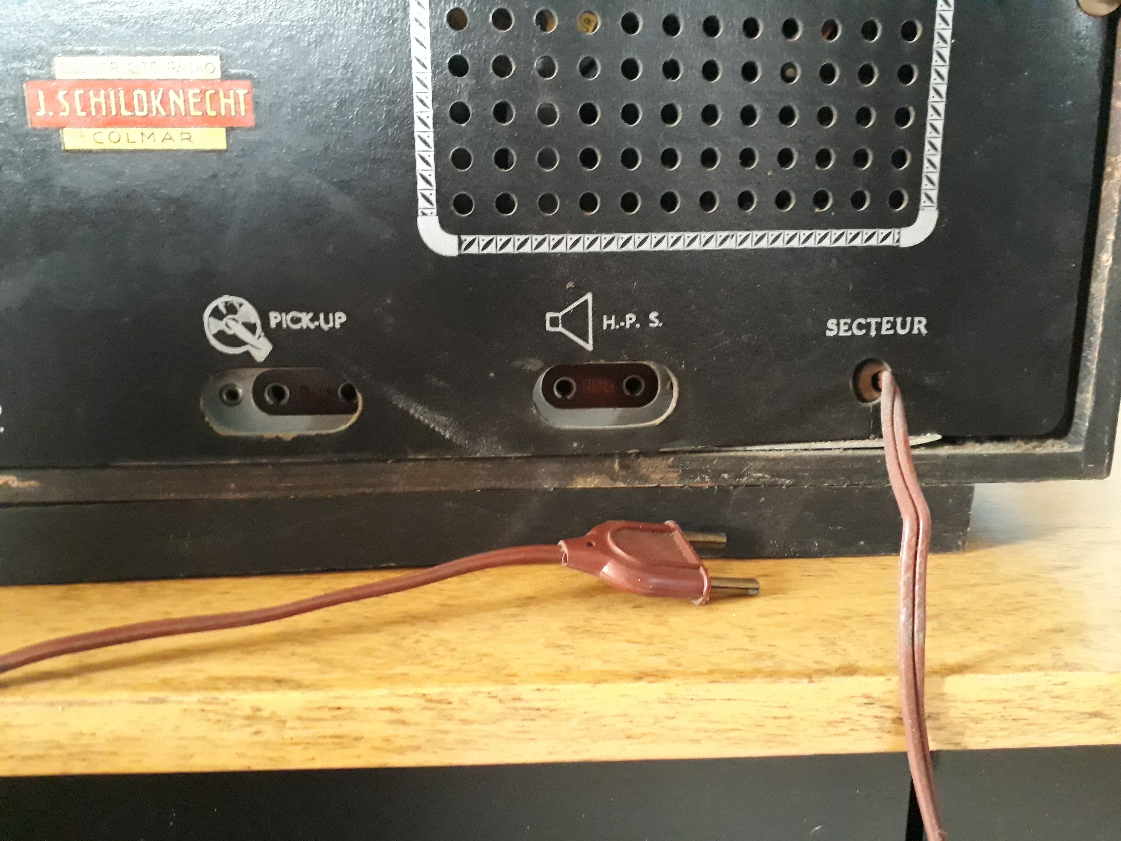 Old-time radio that works