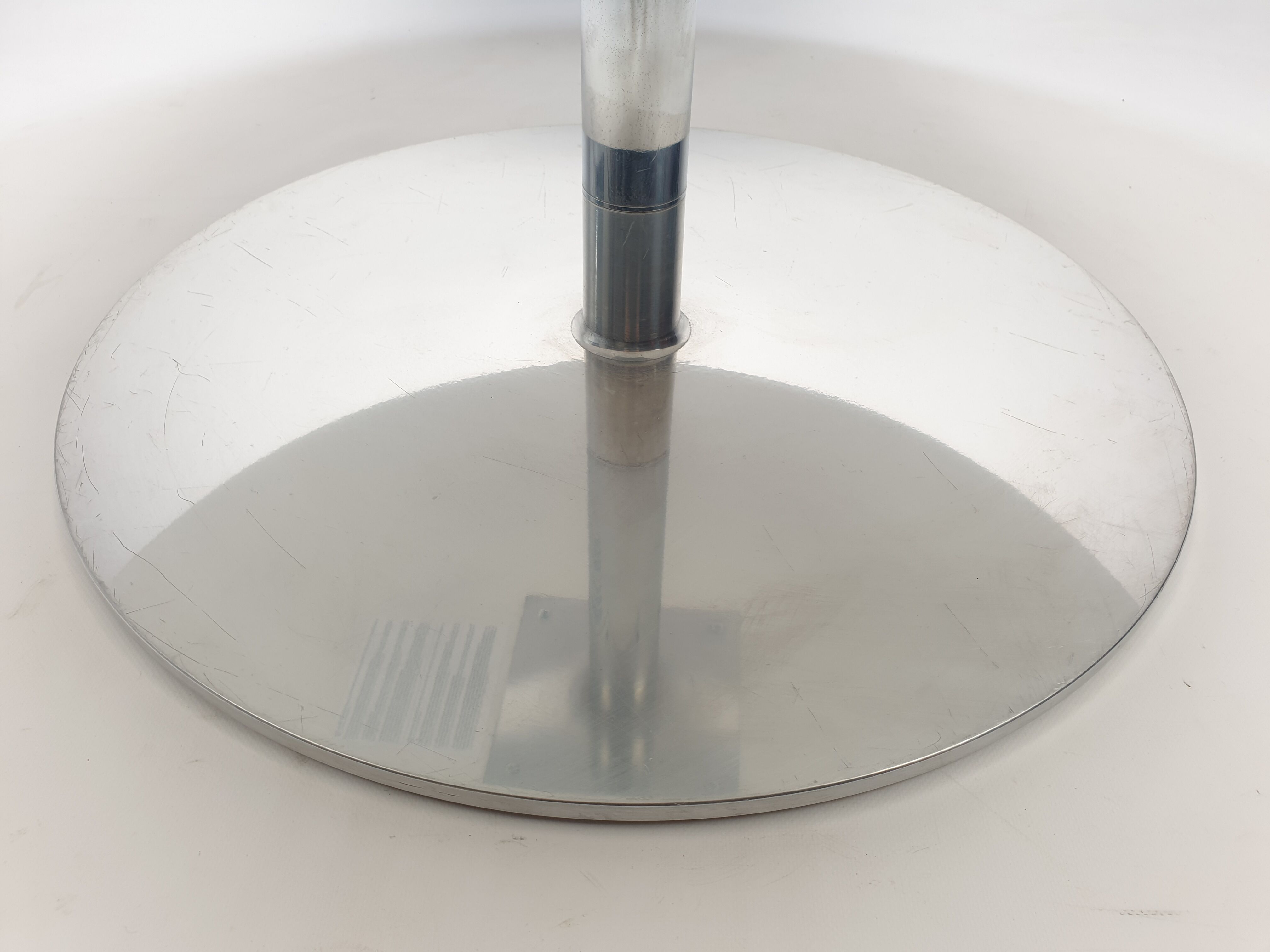 Round coffee table by Pierre Paulin for Artifort, 1990s