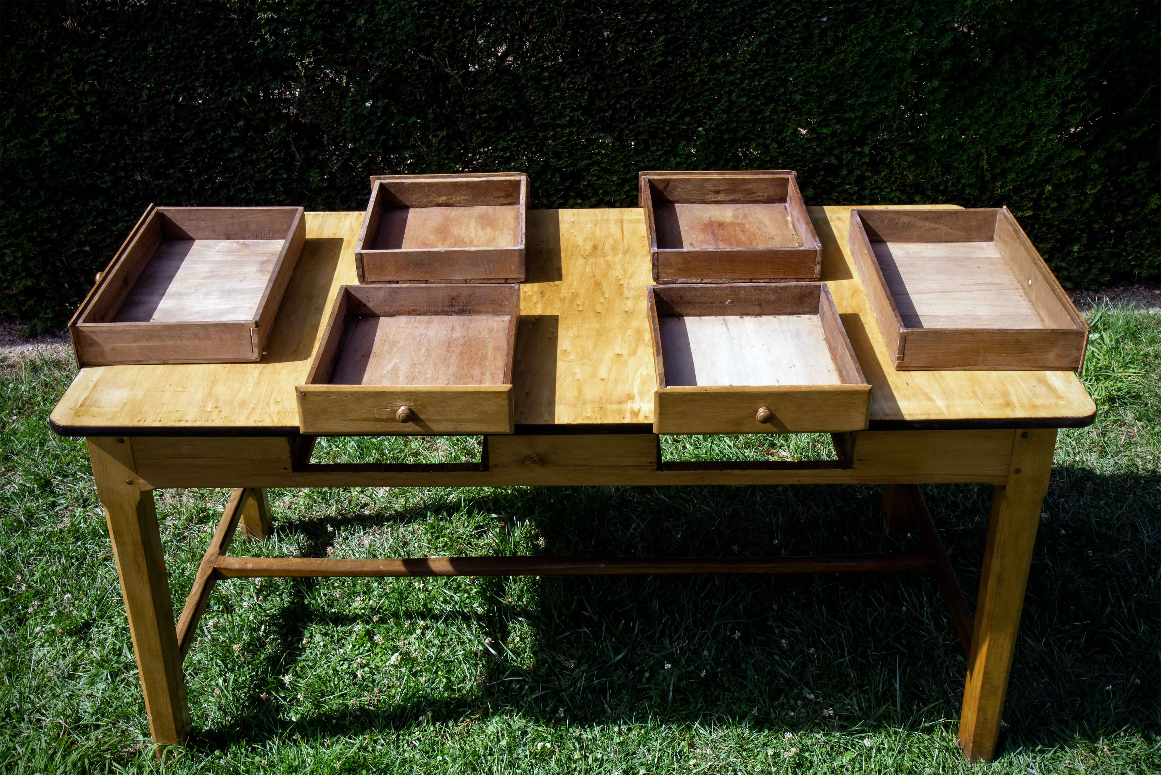 Large farm table year 50, 6 drawers