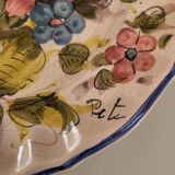 Set of two Bassano plates