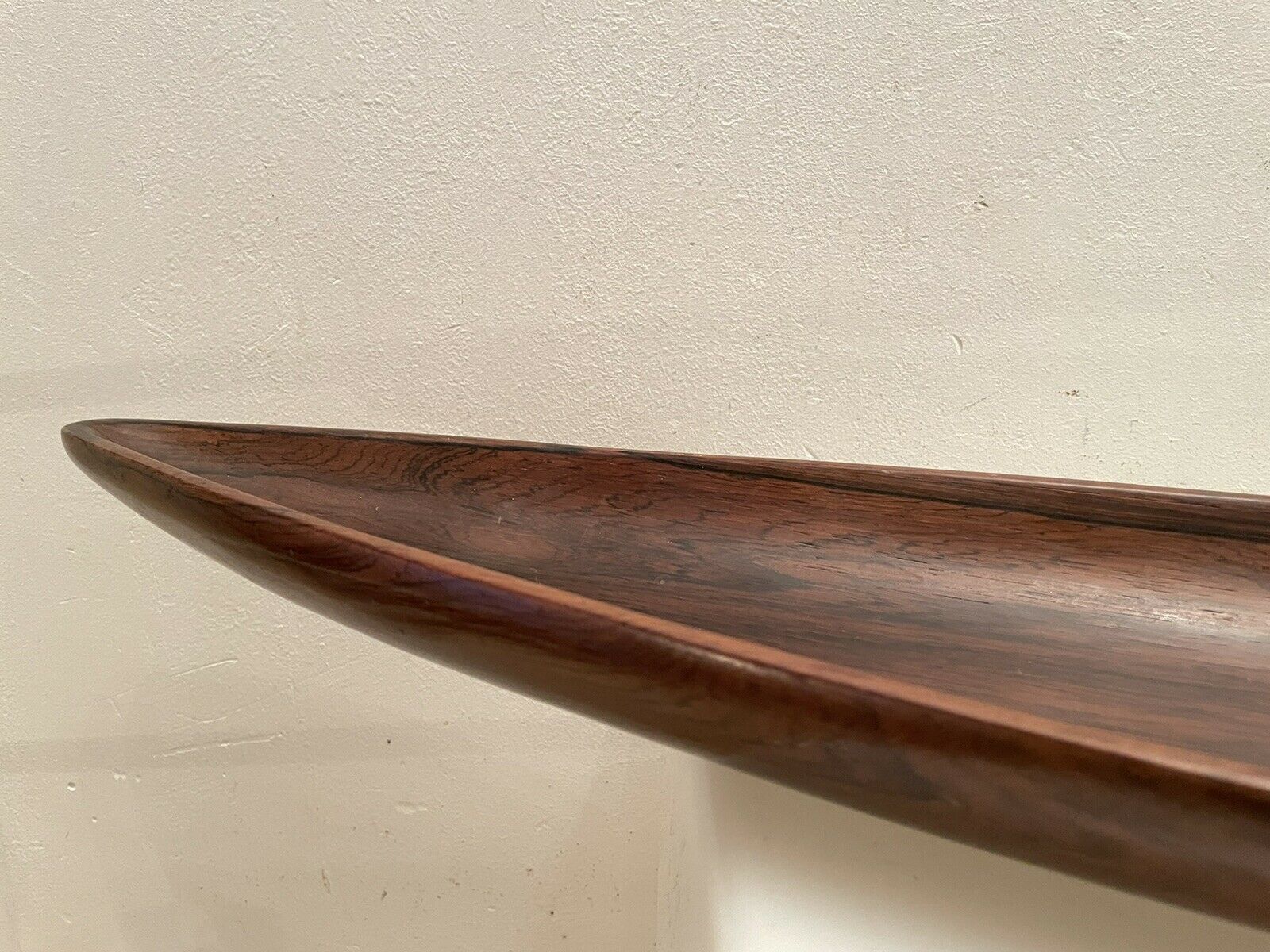 centre de table, pirogue, wood art, Jean Gillon, jacaranda, vintage 70