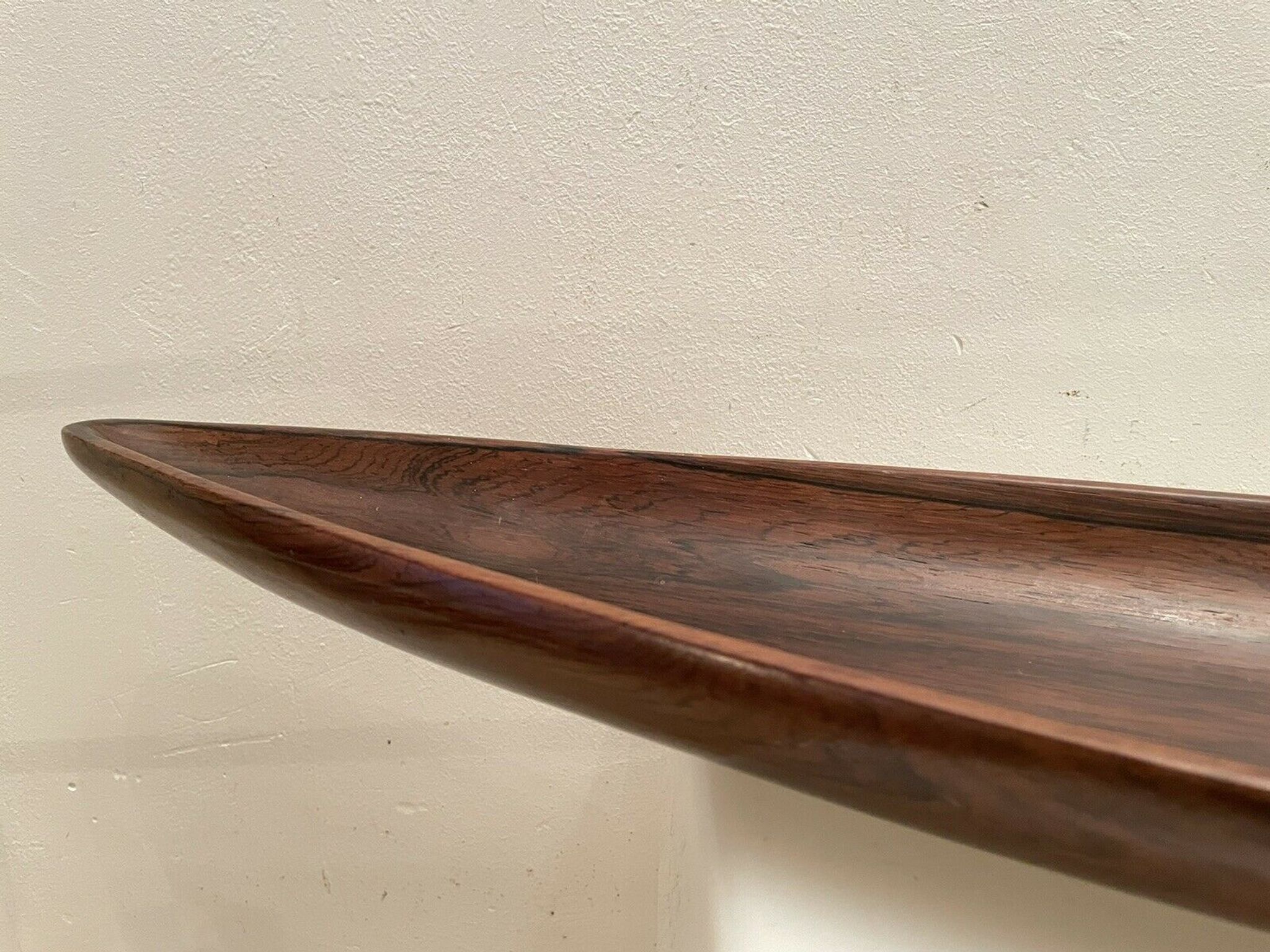 Centerpiece, canoe, wood art, jean gillon, jacaranda, vintage 70