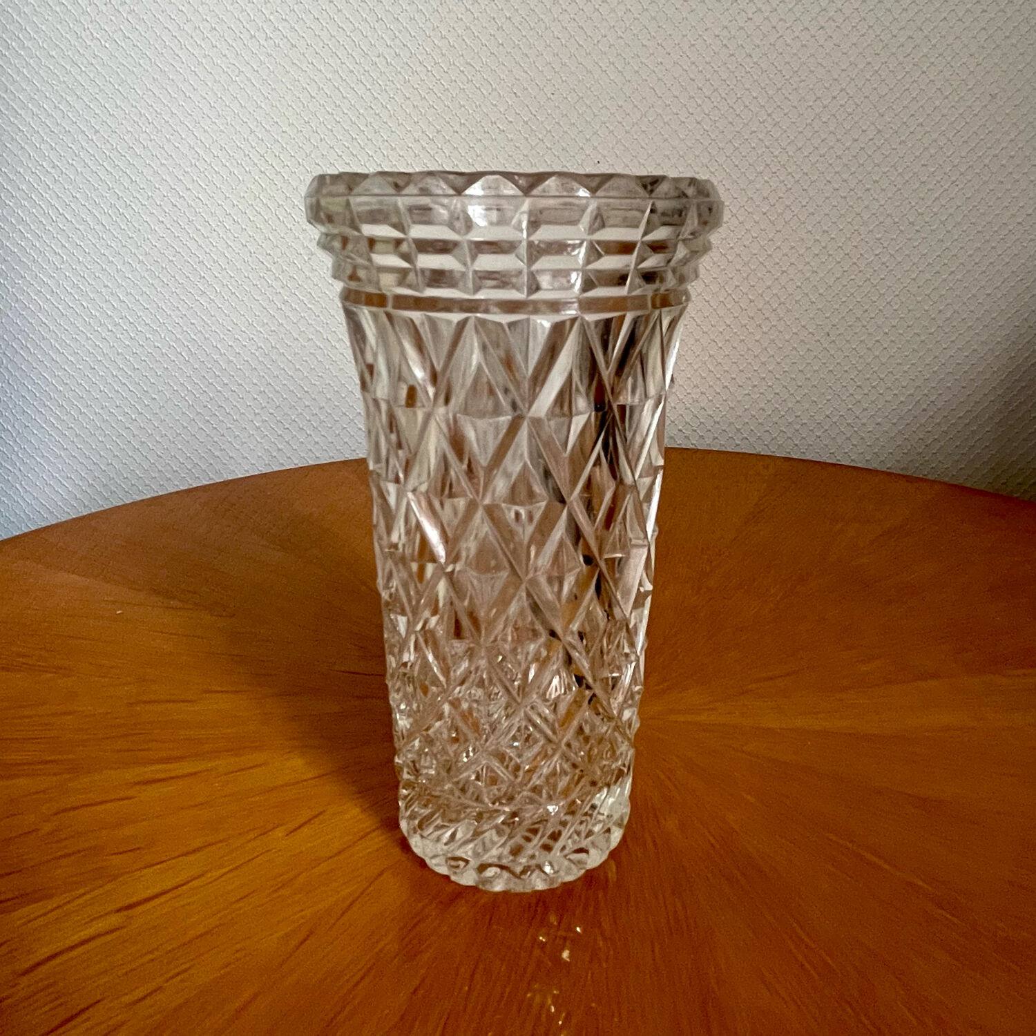 Vase en verre taillé 1970