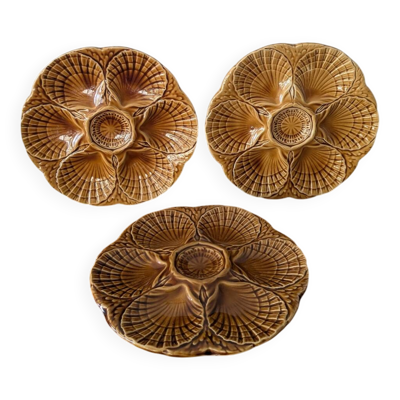 Lot de 3 assiettes à huîtres vintages en barbotine marron Sarreguemine