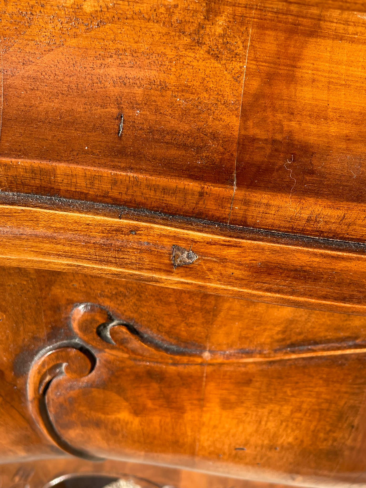 Domed chest of drawers 4 drawers