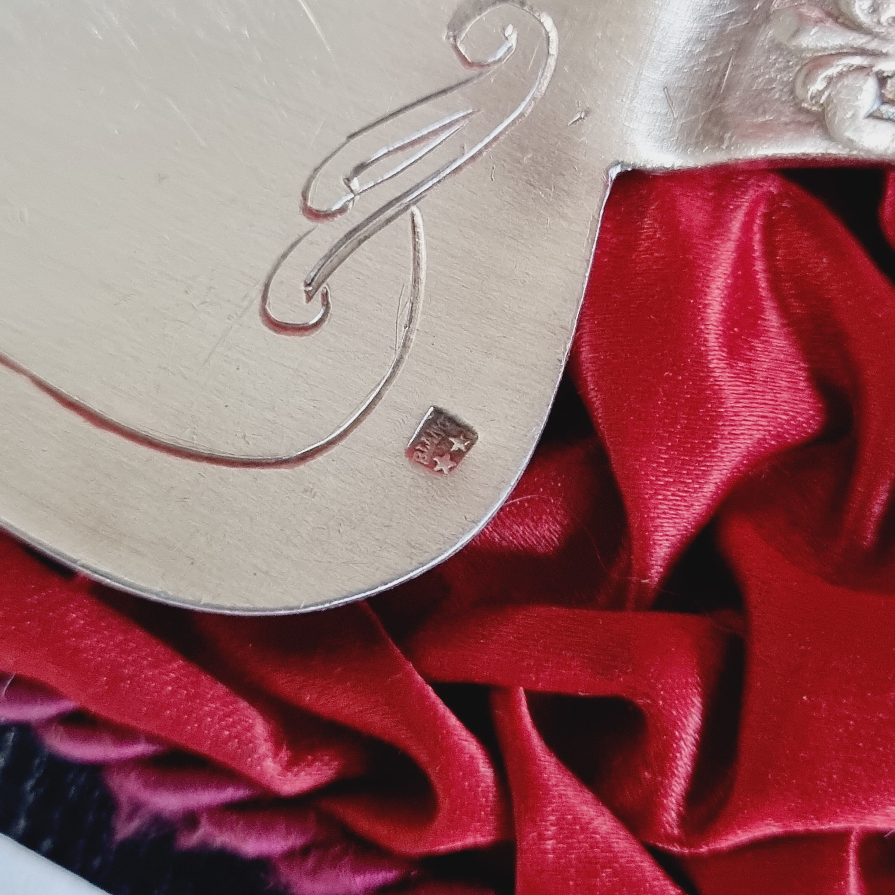 Boulenger pie shovel