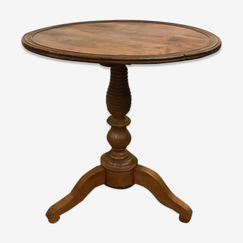 Louis Philippe pedestal table in walnut
