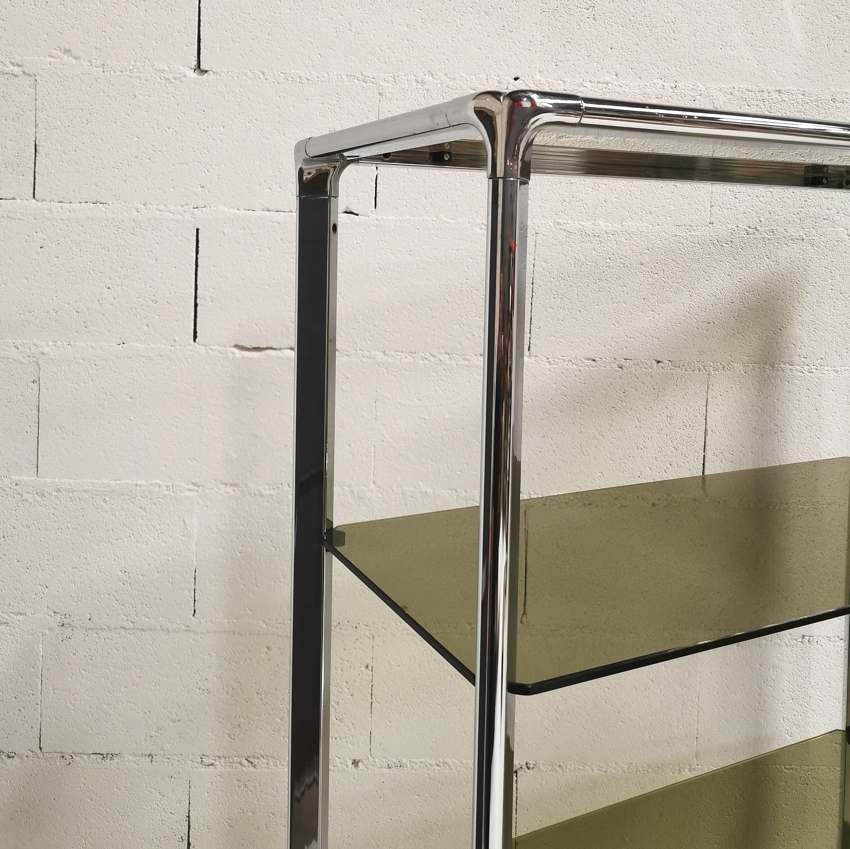 Shelf in chrome and glass, Fratelli Orsenigo, 1970