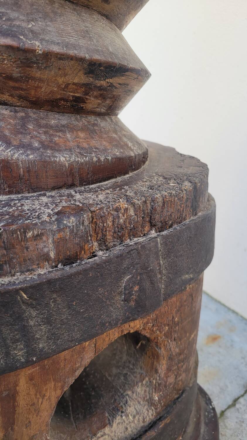 Old wooden press screw column 19th rustic folk art in oak