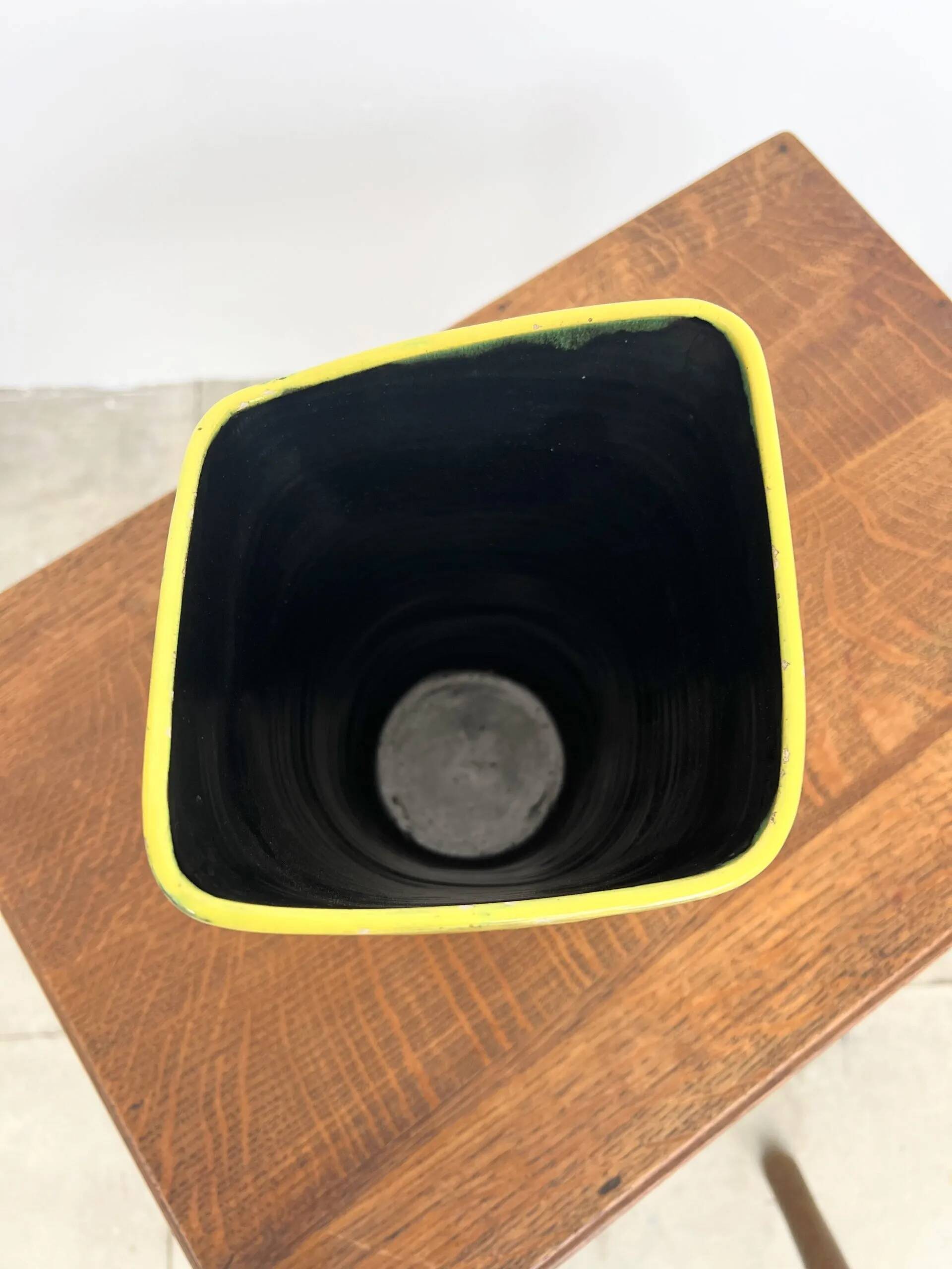 Vallauris Lunetta ceramic vase, model 5J2