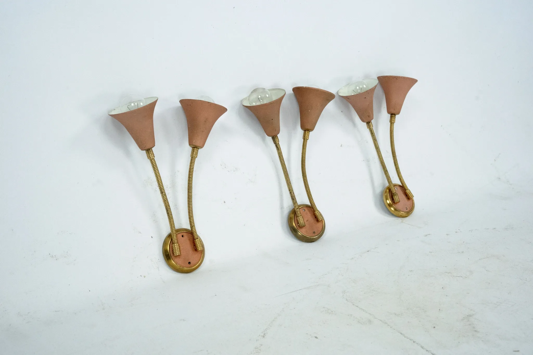 Mid-Century, Set of three sconces in Arredoluce manner. Italy 1950s