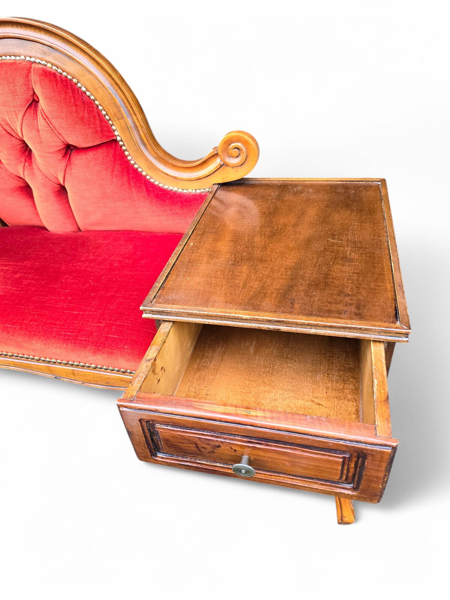 Telephone cabinet - vintage chaise longue