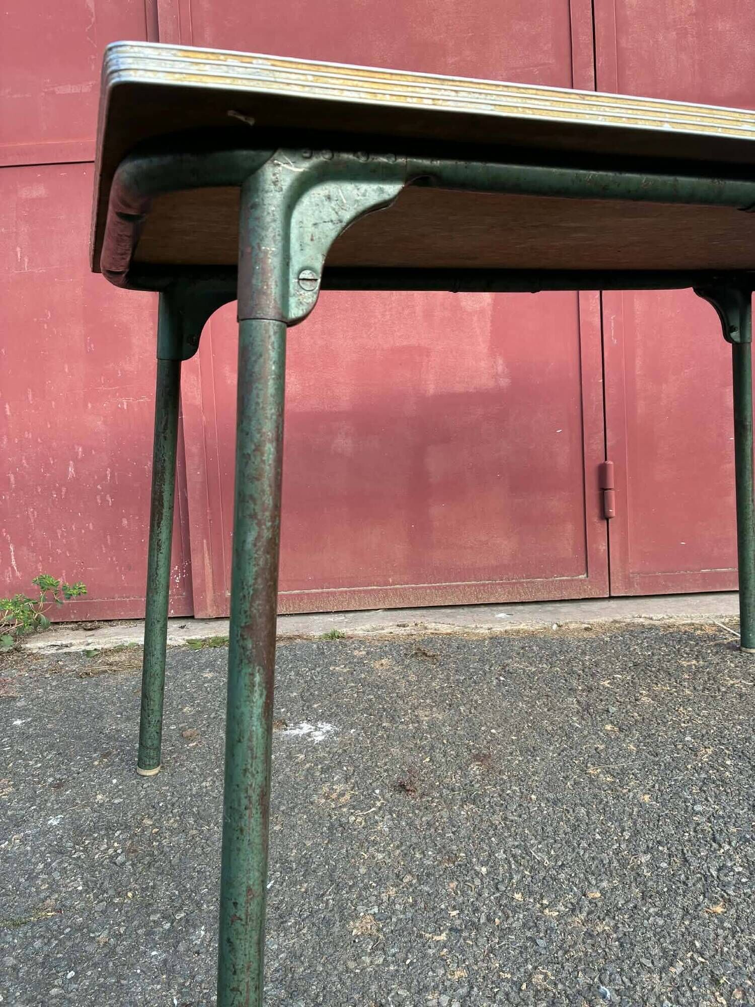 Canteen table from the 1950s